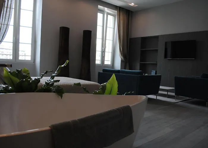 Les Massena Hotel 3*