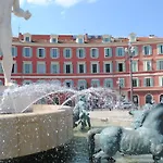 Les Massena 3*
