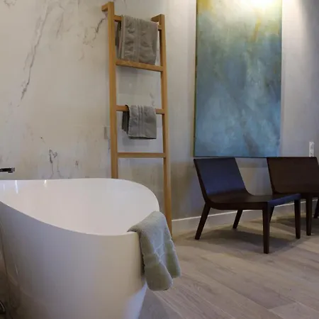 Hotell Les Massena 3*