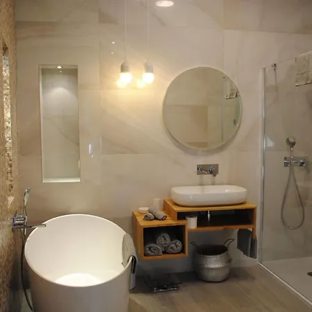 Les Massena 3* نيس